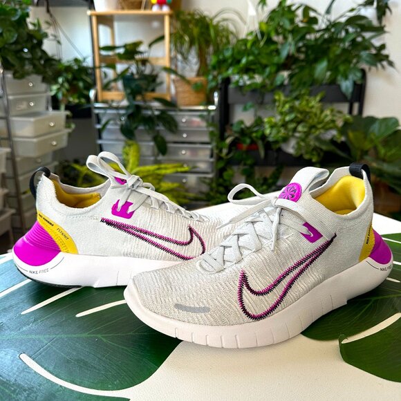 Nike Free RN NN White/Yellow/Fuschia - Picture 1 of 8